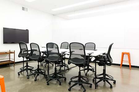 CENTRL Office - Pearl District - Medium Meeting Room