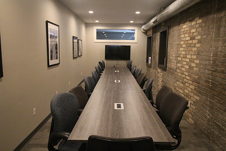 Mke Cowork - 20 Person Conference Room