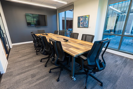 Venture X | Greensboro - Medium Meeting Room