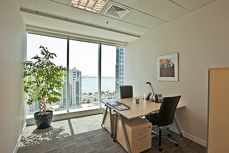 Regus | Doha West Bay - Dedicated Desk