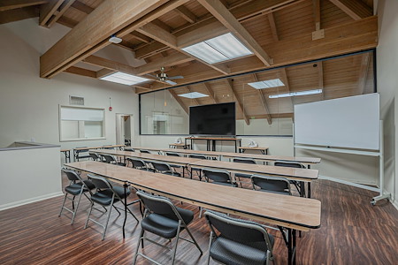 Crystal Workspaces - Quartz - Training Hall