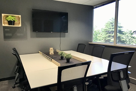 Thrive Workplace @ Centennial - Huddle Room