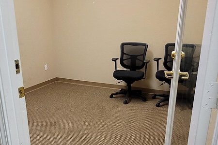 WorkVine209 Suites - Small Office