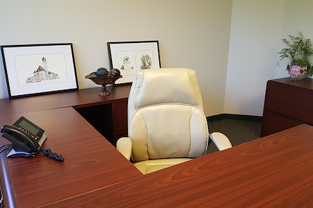 Creve Coeur Workspace - Private Office Space for Three