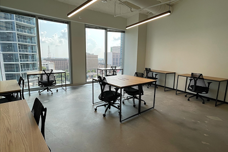 The Square - 717 Texas - Eight-Person Office
