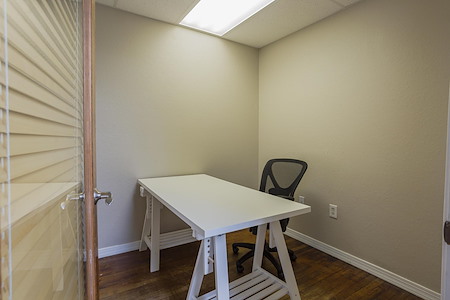 CoWorkTampa - Small Office