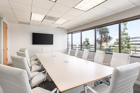 (MB1) Continental Park - 12-Person Meeting Room