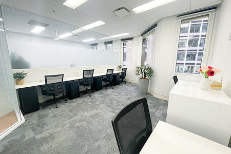 Christie Spaces Spring Street - Private 5 Desk Office