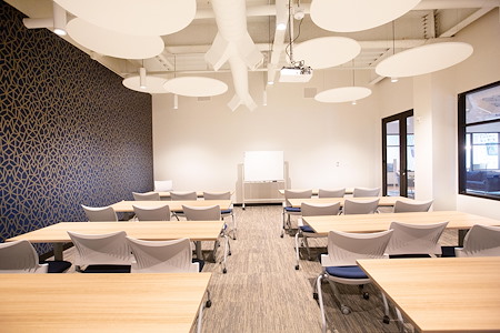 The 5TH Floor - Trailblazer Meeting and Event Space