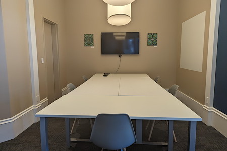 Sterling Spaces - Large Meeting Room