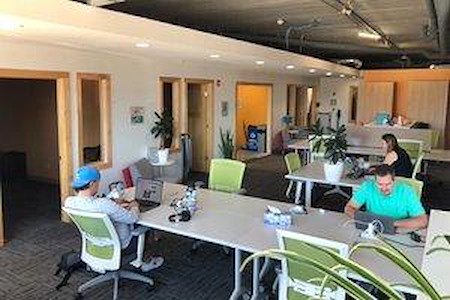 Gravitate Coworking Midtown Windsor Heights - Day Pass