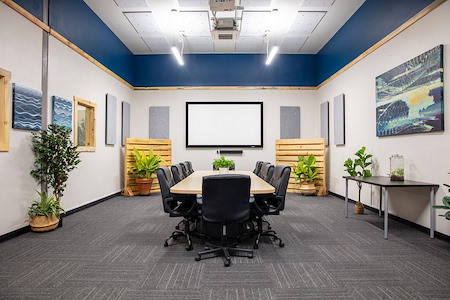 Confluence Meeting Space | Event Center | Coworking - Bison Conference Room