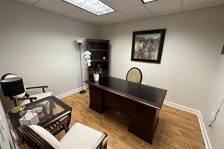 Studio 1646 LLC - Private Executive Office (Weekend)
