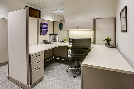 Barrister Executive Suites | Burbank - Cubicle 18