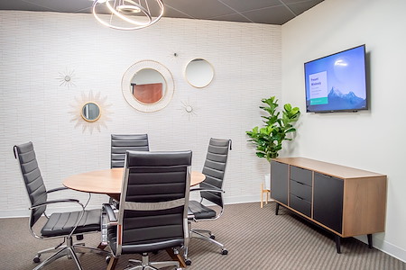 Lucid Private Offices | Grapevine - DFW Airport - The Canfield Conference Room