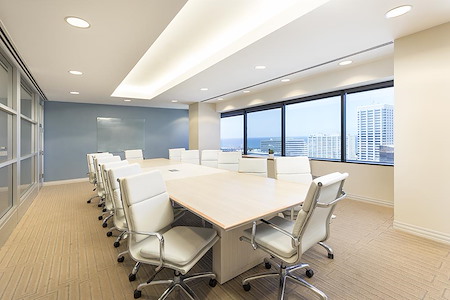 (SM3) 401 Wilshire - Large Conference Room