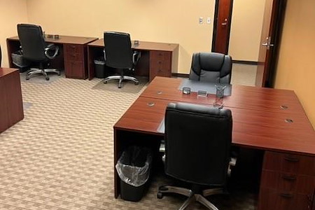 Orlando Office Center at Lake Mary - Suite 122 - Large Six Desk Office