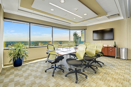 Carr Workplaces - Tysons - Tysons Boardroom