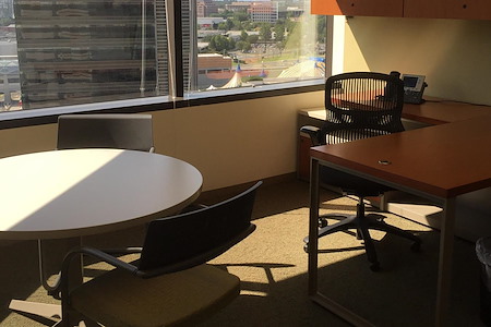 Carr Workplaces - Tysons - Office 1532