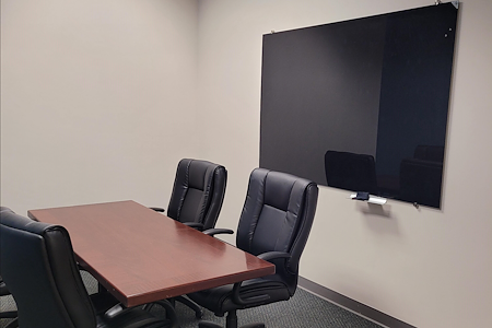 HeadRoom - Aston Business Center - Sycamore Conference Room