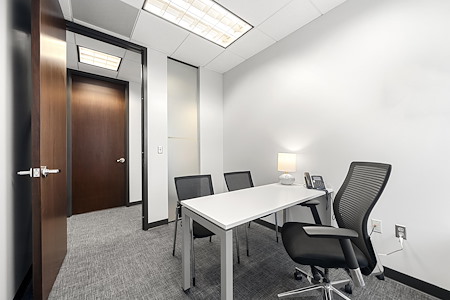 Peachtree Offices at Perimeter, LLC. - Interior Office 1 | Free Parking