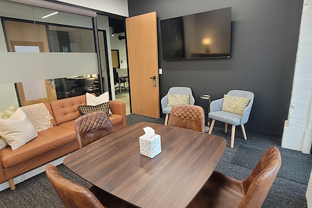 Shared: Coworking EGR - Team Meeting Room