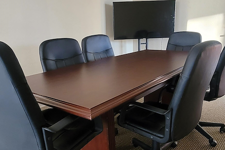 WorkVine209 Suites - Meeting Room