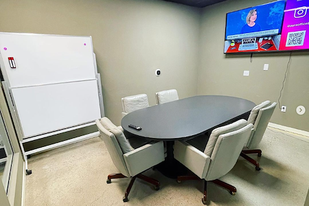 Aura Office - Conference Room