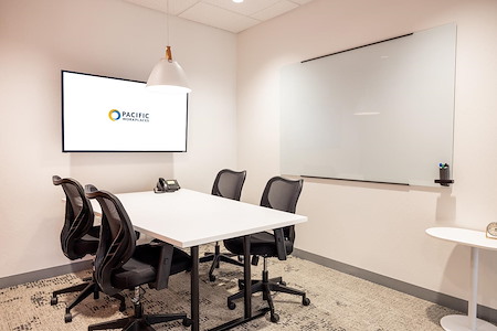 Pacific Workplaces - Cupertino - Baldwin Meeting Room