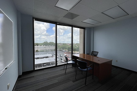 Cube at Woodlake - Private Large Office 7