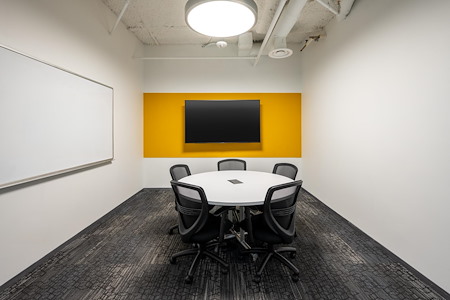 Workspace at Reston Town Center - Lake Newport Meeting Room