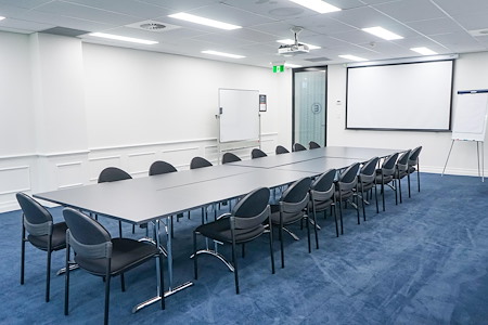 Christie Spaces Conferencing - Medium Conference Room (24 - 90 people)