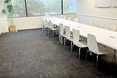 La Mirada Executive Suites - 3rd Floor Meeting Room