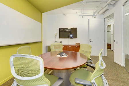Carr Workplaces - Dupont - Redline Room