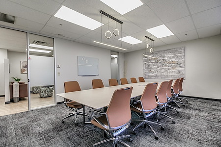 Essential Offices | Union Plaza Business Center - Visionary Room