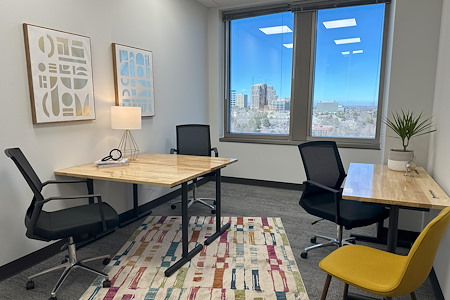 Expansive - Denver Tech Center - Private Office for 3-4 People