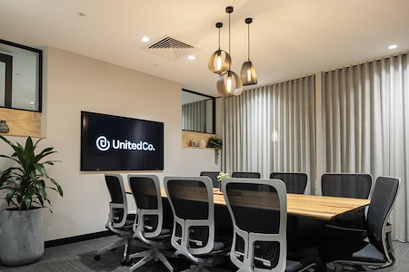 United Co. - Auckland Meeting Room / 8 Person