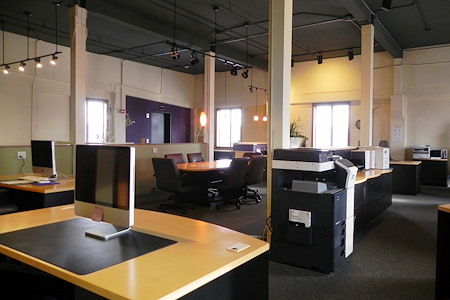 5th Floor Co-Working Space @ the 5th Street Market - Dedicated Desks