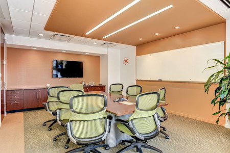 Carr Workplaces - Clarendon - Clarendon Conference Room