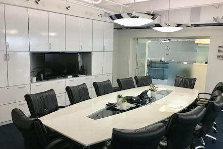 Momentum Business Center - Board Room