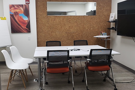 Worksocial - The Paulus Hook Conference Room