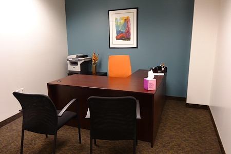 Office Evolution - Peoria - Day Office 7