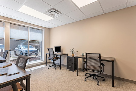 Broadway Collective - Ste 109 - 3 Person Office