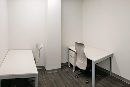 Harbourfront Business Centre - Suite #547 - 2 Person Internal Office