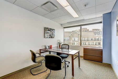Carr Workplaces - Clarendon - Washington Day Office
