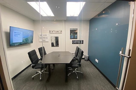 Downtown Works Carlsbad - The Huddle Room