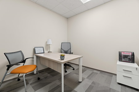 Office Evolution - Herndon - Private Interior Office