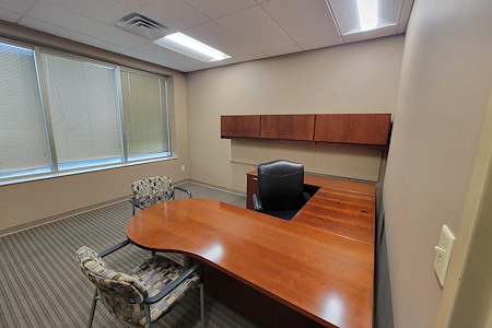 Arbella Commercial Real Estate - Private Office