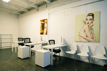 SLIC Studios - Private desk in a sharing office