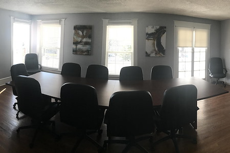 Morehead Apartments Clubhouse - Conference Room